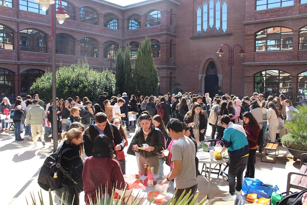 International Day: diversidad cultural encima de la mesa 